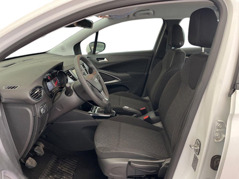 Opel Crossland X usata a Torino (9)