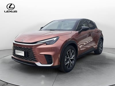 Lexus LBX 1.5 hybrid Emotion 4wd nuova a Montebelluna