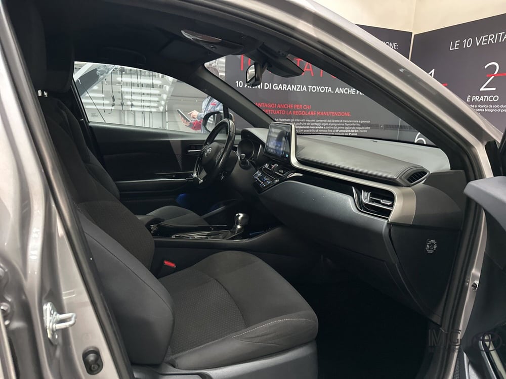 Toyota Toyota C-HR usata a Viterbo (15)