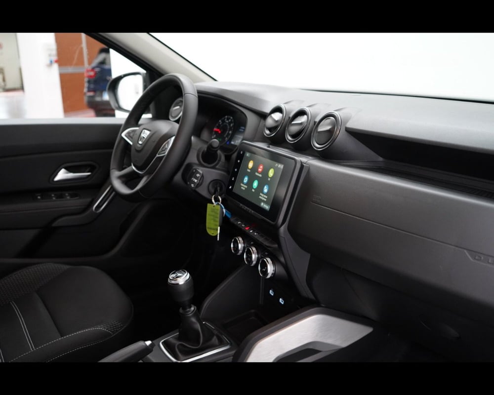 Dacia Duster usata a Venezia (13)