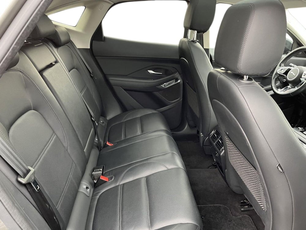 Jaguar E-Pace usata a Catania (5)