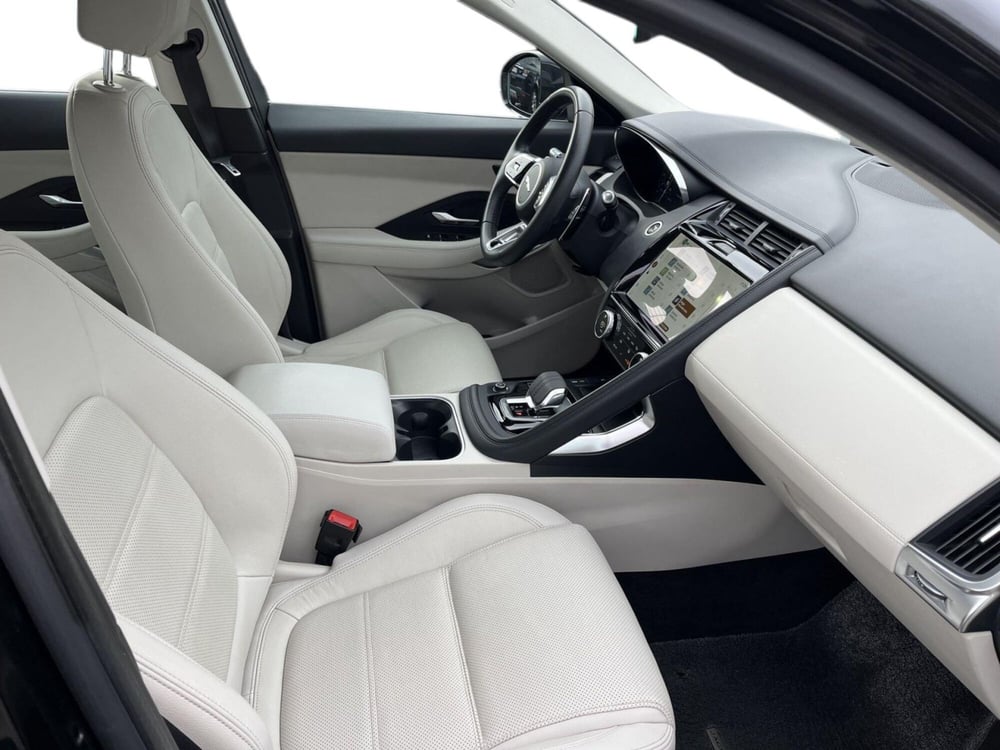 Jaguar E-Pace usata a Catania (3)
