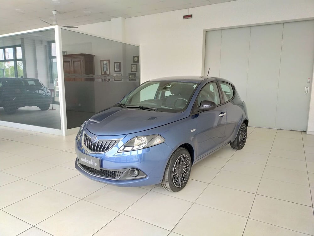 Lancia Ypsilon usata a Reggio Emilia (3)