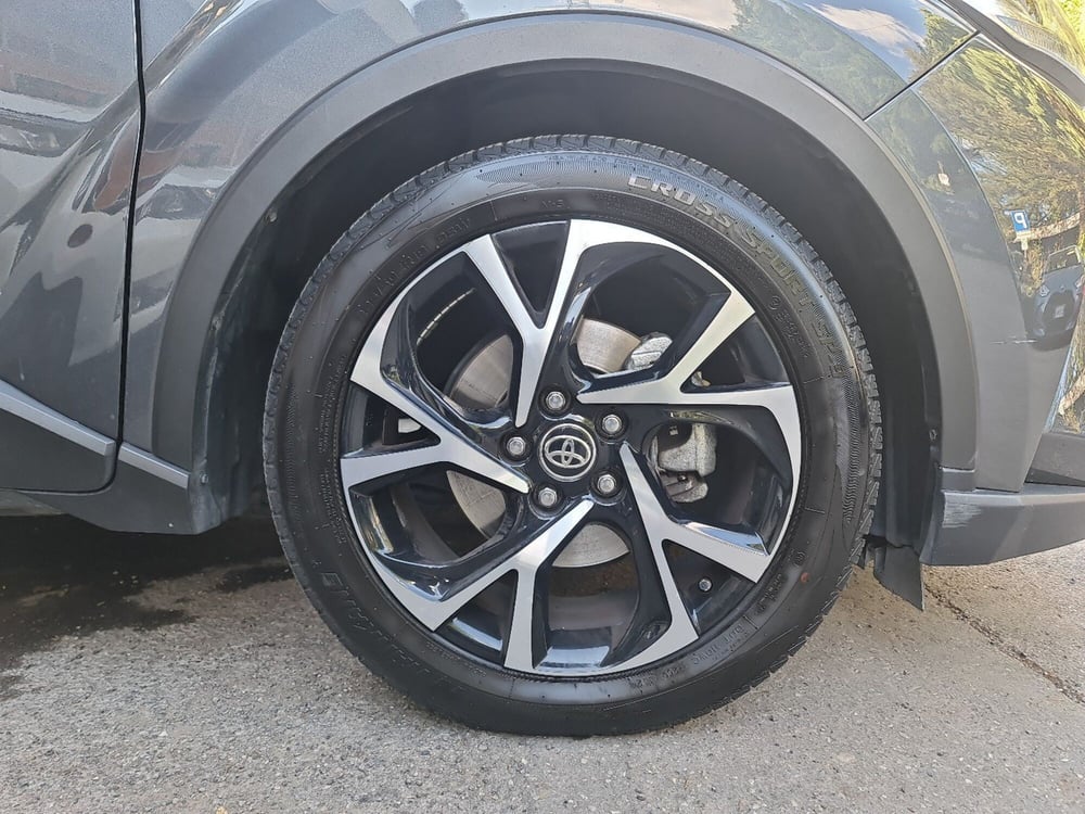 Toyota Toyota C-HR usata a Bologna (7)