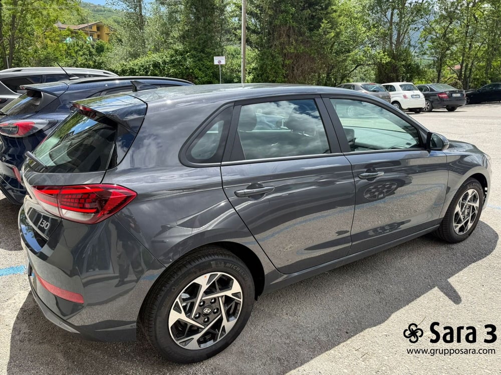 Hyundai i30 nuova a Avellino (2)
