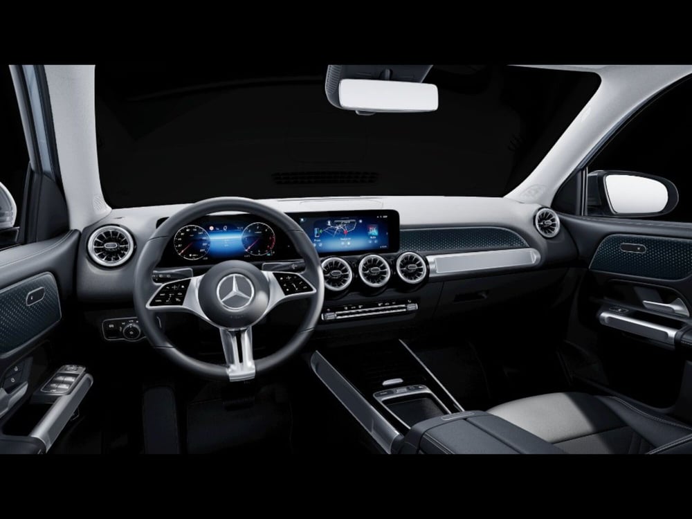 Mercedes-Benz GLB nuova a Siena (8)
