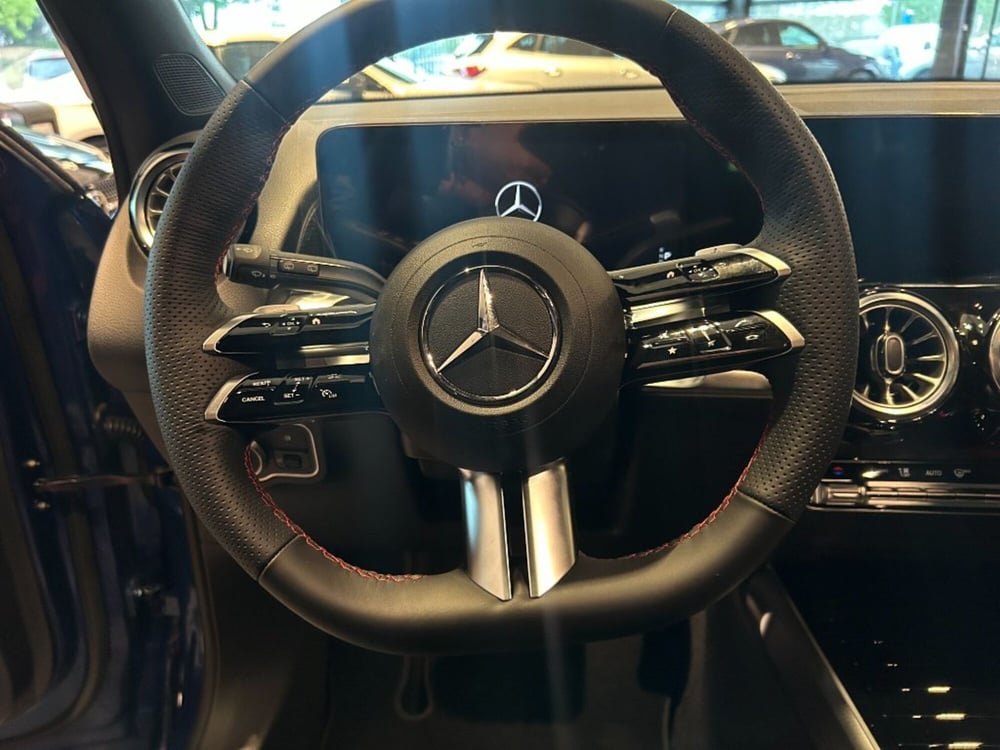 Mercedes-Benz GLB nuova a Siena (13)