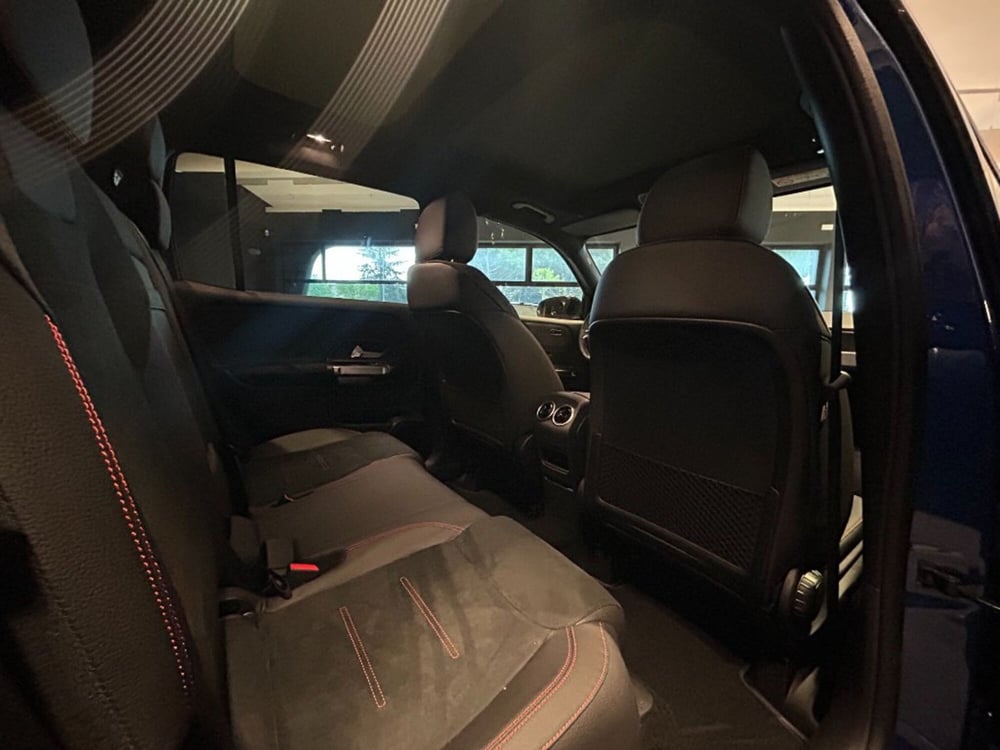 Mercedes-Benz GLB nuova a Siena (18)