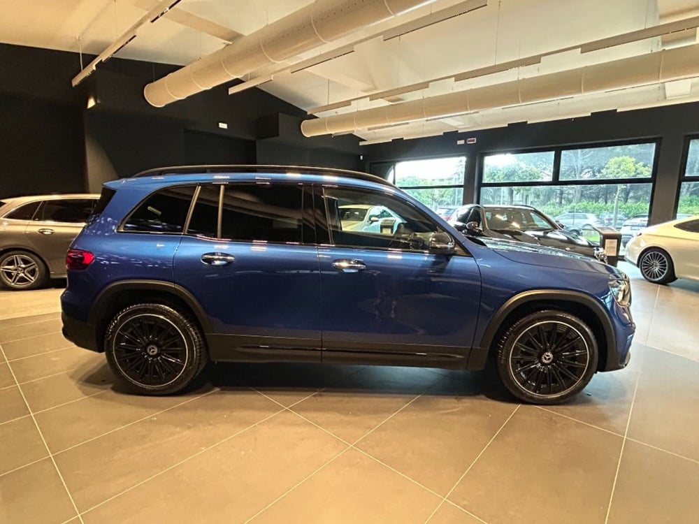 Mercedes-Benz GLB nuova a Siena (4)
