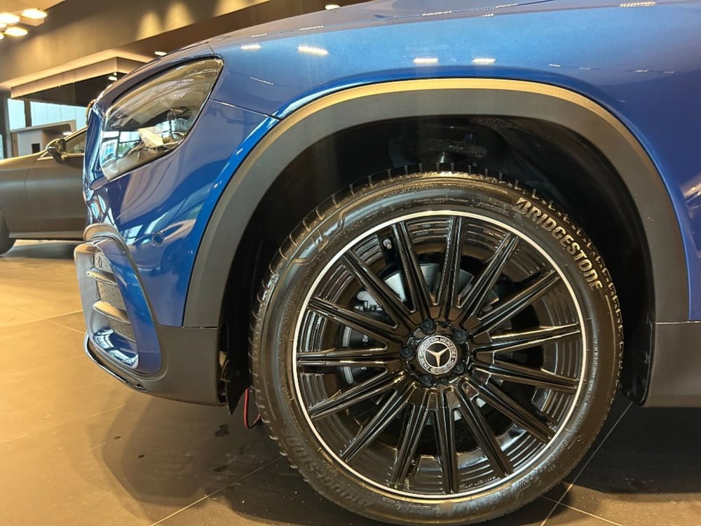 Mercedes-Benz GLB nuova a Siena (8)