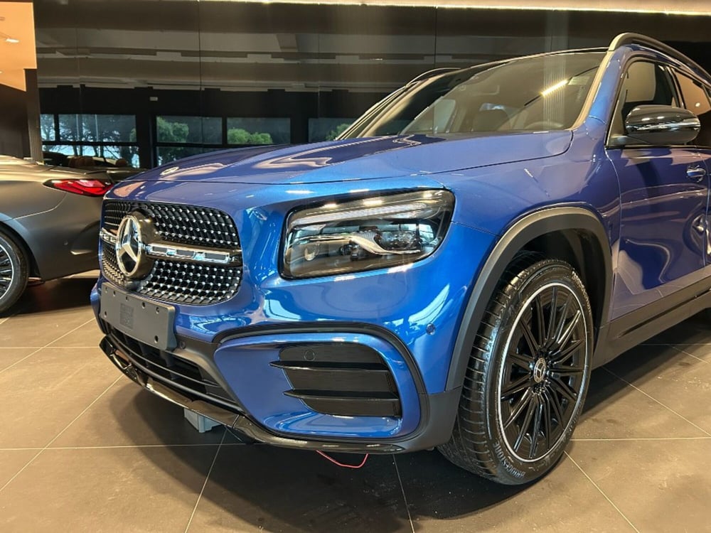 Mercedes-Benz GLB nuova a Siena (9)