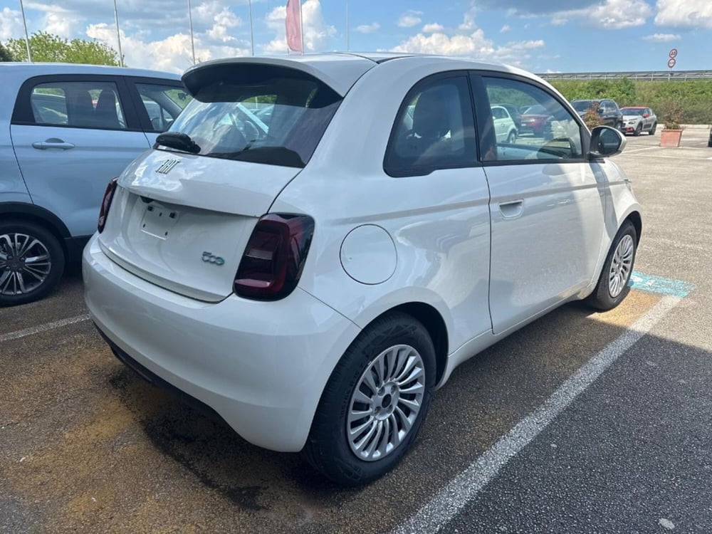 Fiat 500e nuova a Firenze (6)