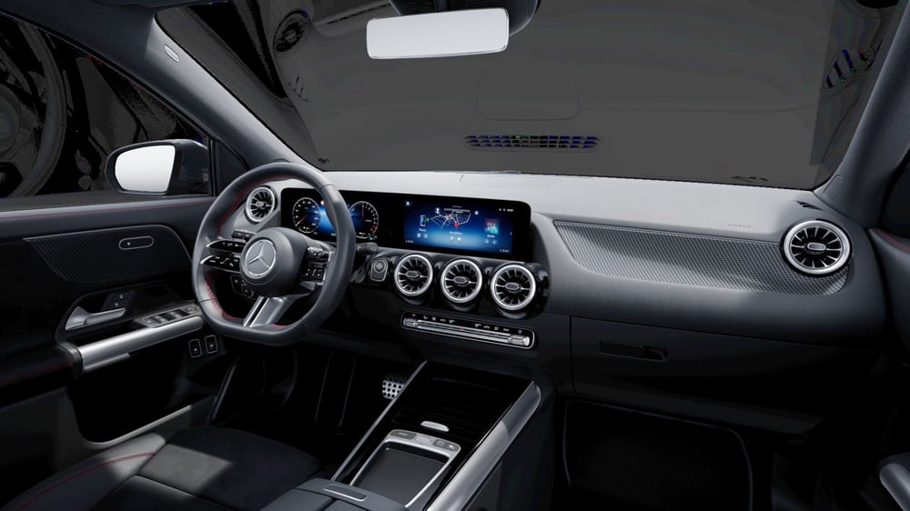 Mercedes-Benz GLA SUV nuova a Milano (4)