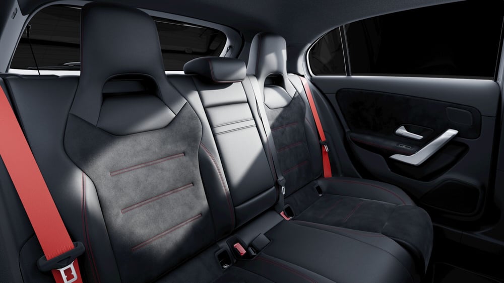 Mercedes-Benz Classe A nuova a Milano (6)