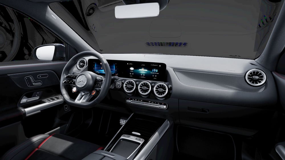 Mercedes-Benz GLA SUV nuova a Milano (4)