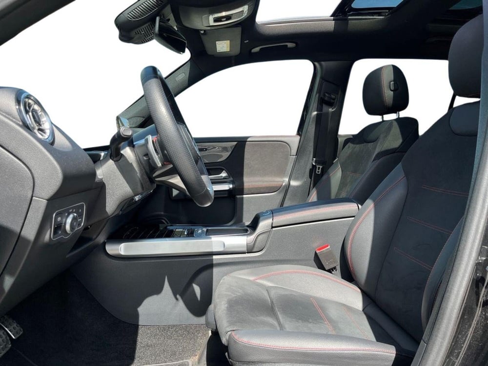 Mercedes-Benz GLB usata a Napoli (9)