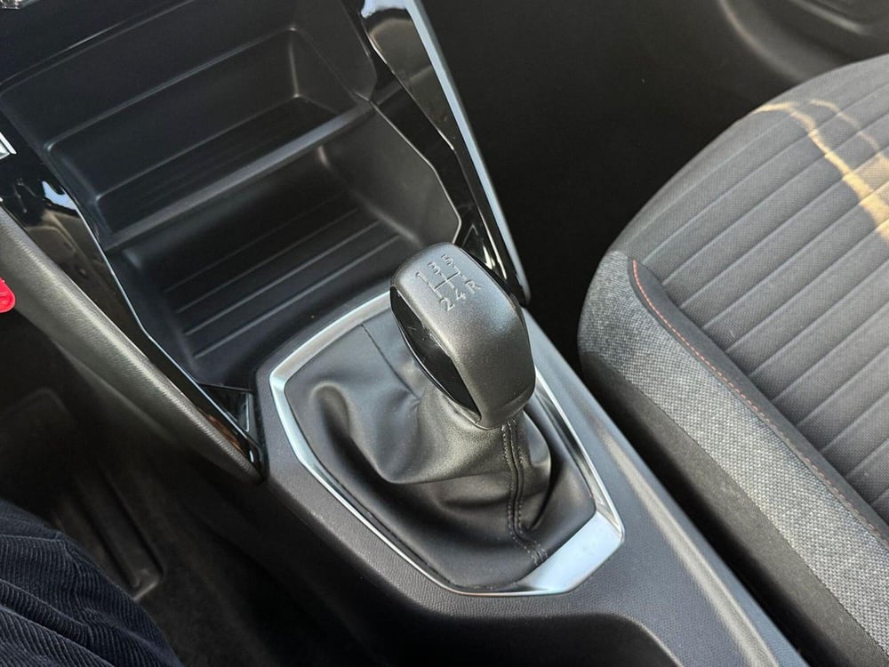 Peugeot 208 usata a Pavia (15)