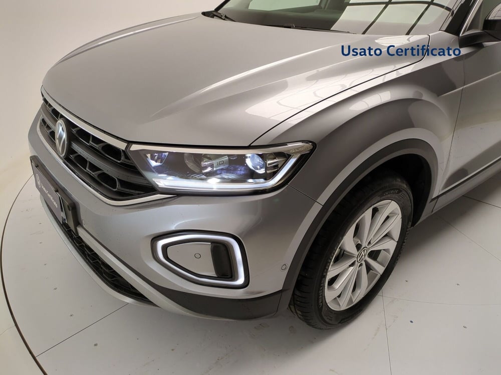 Volkswagen T-Roc nuova a Avellino (11)