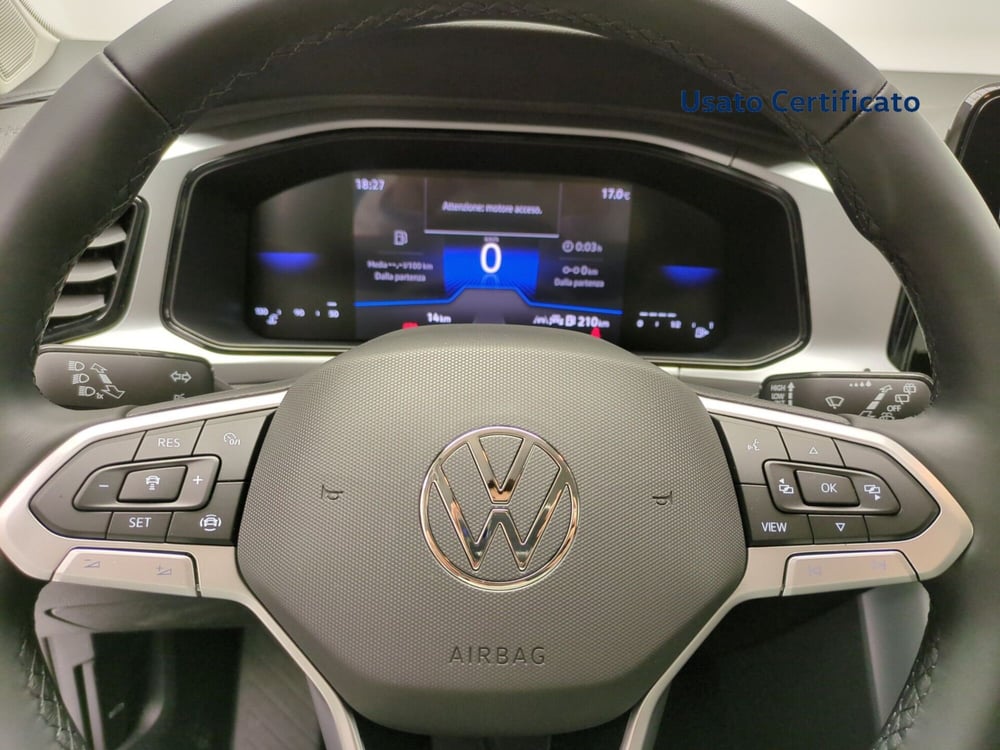 Volkswagen T-Roc nuova a Avellino (15)