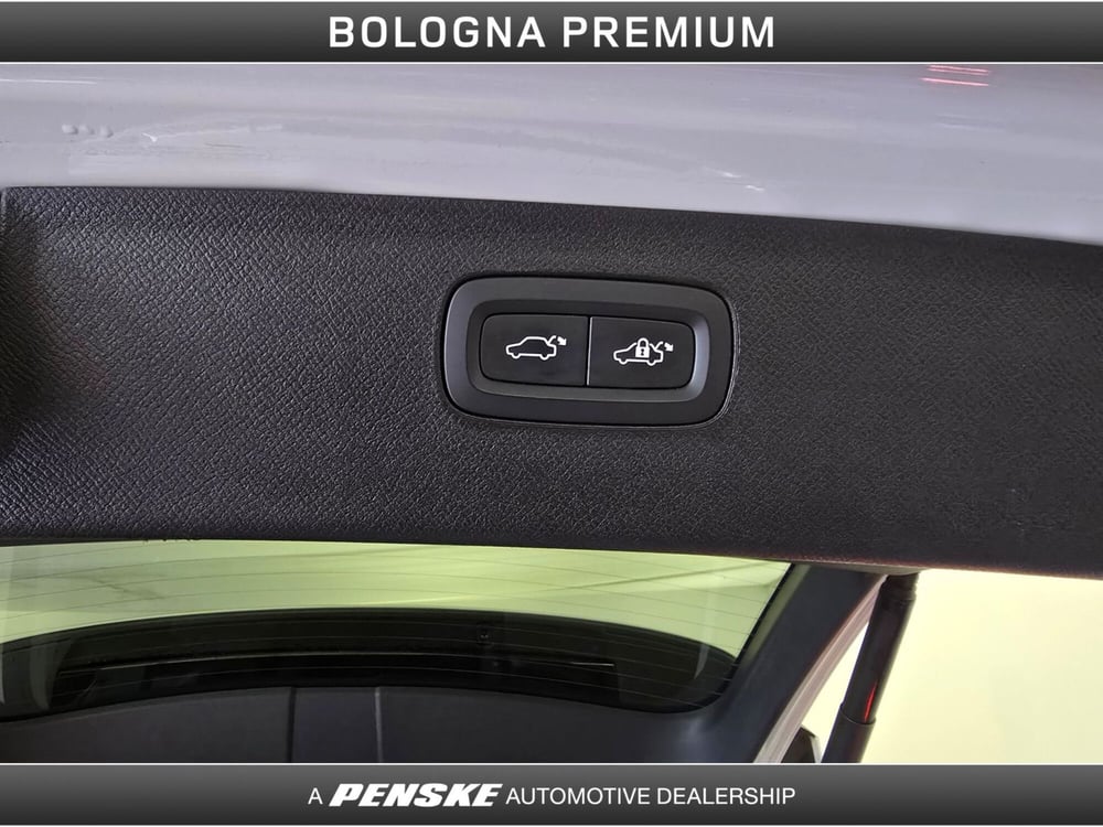 Volvo XC90 usata a Bologna (10)