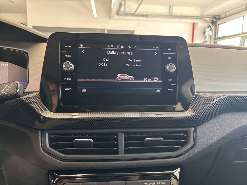 Volkswagen T-Cross nuova a Salerno (12)