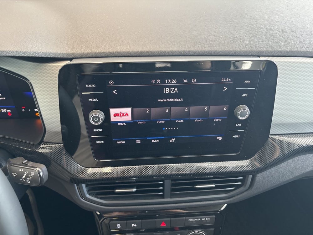 Volkswagen T-Cross nuova a Salerno (13)