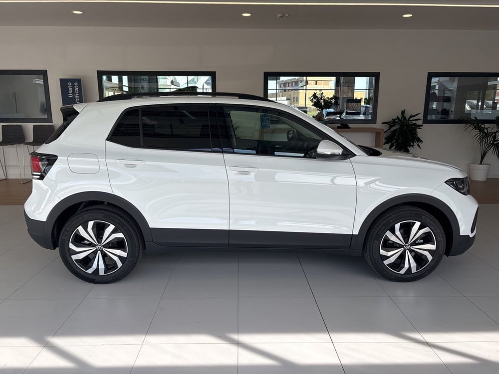 Volkswagen T-Cross nuova a Salerno (5)