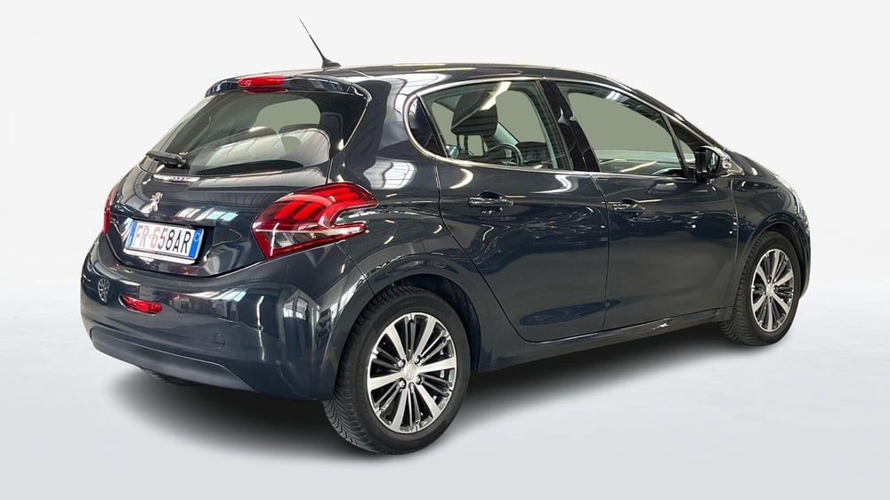 Peugeot 208 usata a Treviso (2)