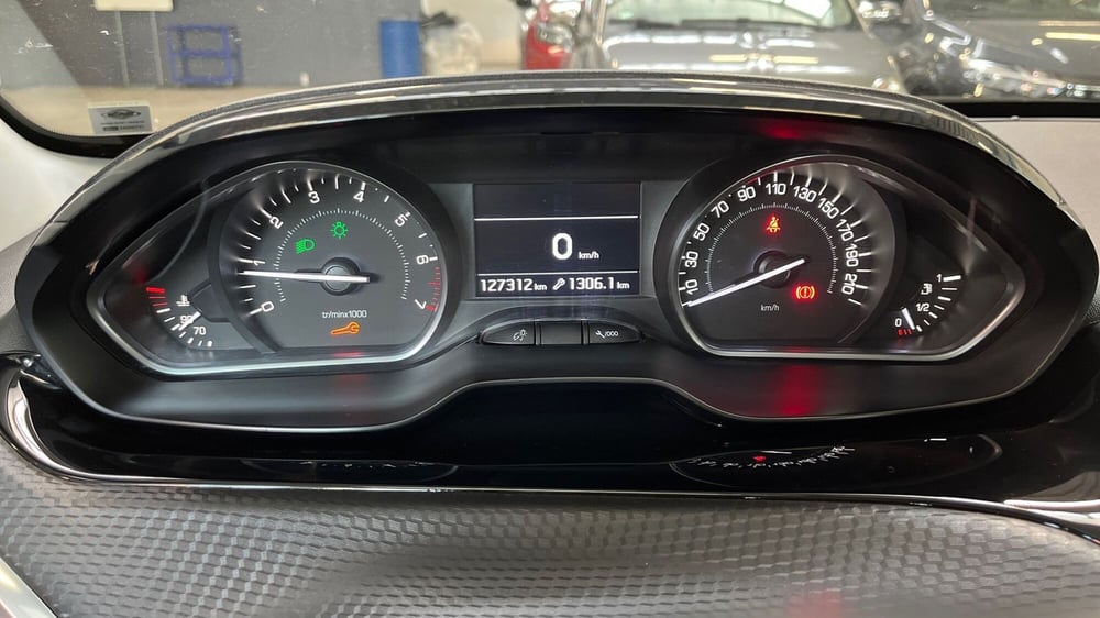 Peugeot 208 usata a Treviso (5)
