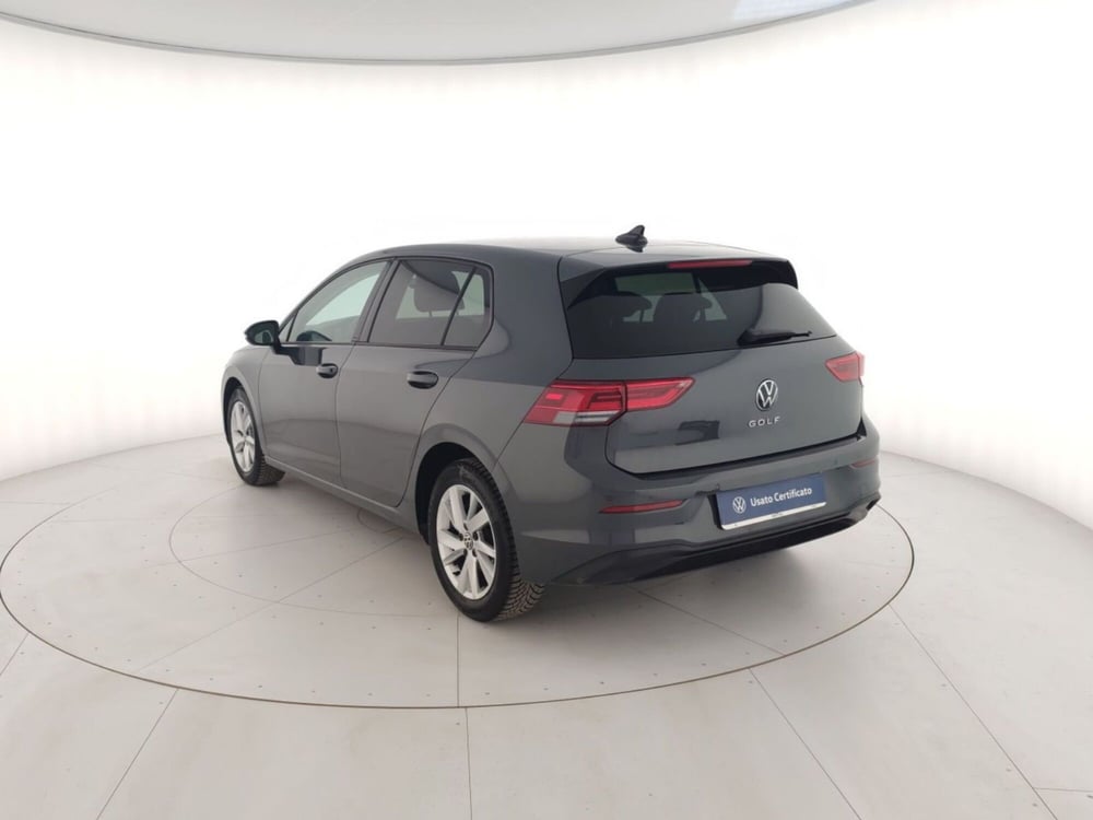 Volkswagen Golf usata a Massa-Carrara (2)