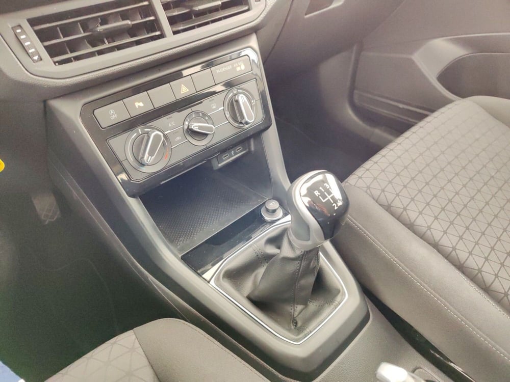 Volkswagen T-Cross usata a Massa-Carrara (11)