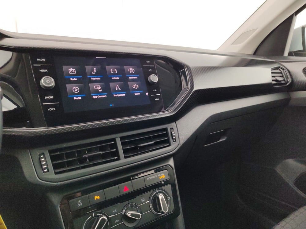 Volkswagen T-Cross usata a Massa-Carrara (12)