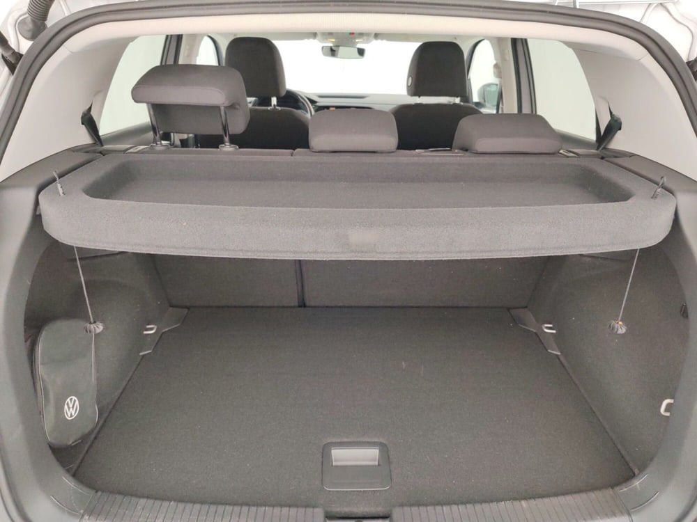 Volkswagen T-Cross usata a Massa-Carrara (16)