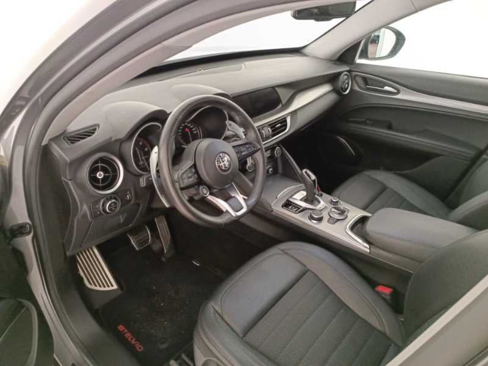 Alfa Romeo Stelvio usata a Treviso (10)