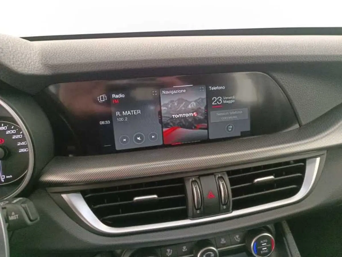 Alfa Romeo Stelvio usata a Treviso (15)