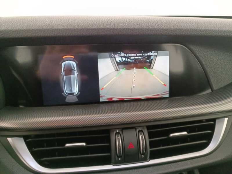 Alfa Romeo Stelvio usata a Treviso (16)