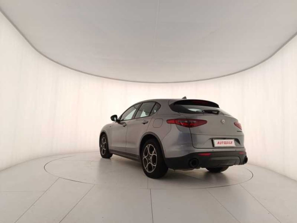Alfa Romeo Stelvio usata a Treviso (4)