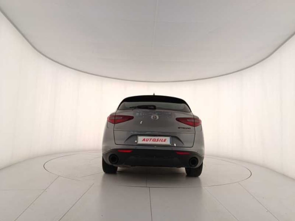 Alfa Romeo Stelvio usata a Treviso (5)