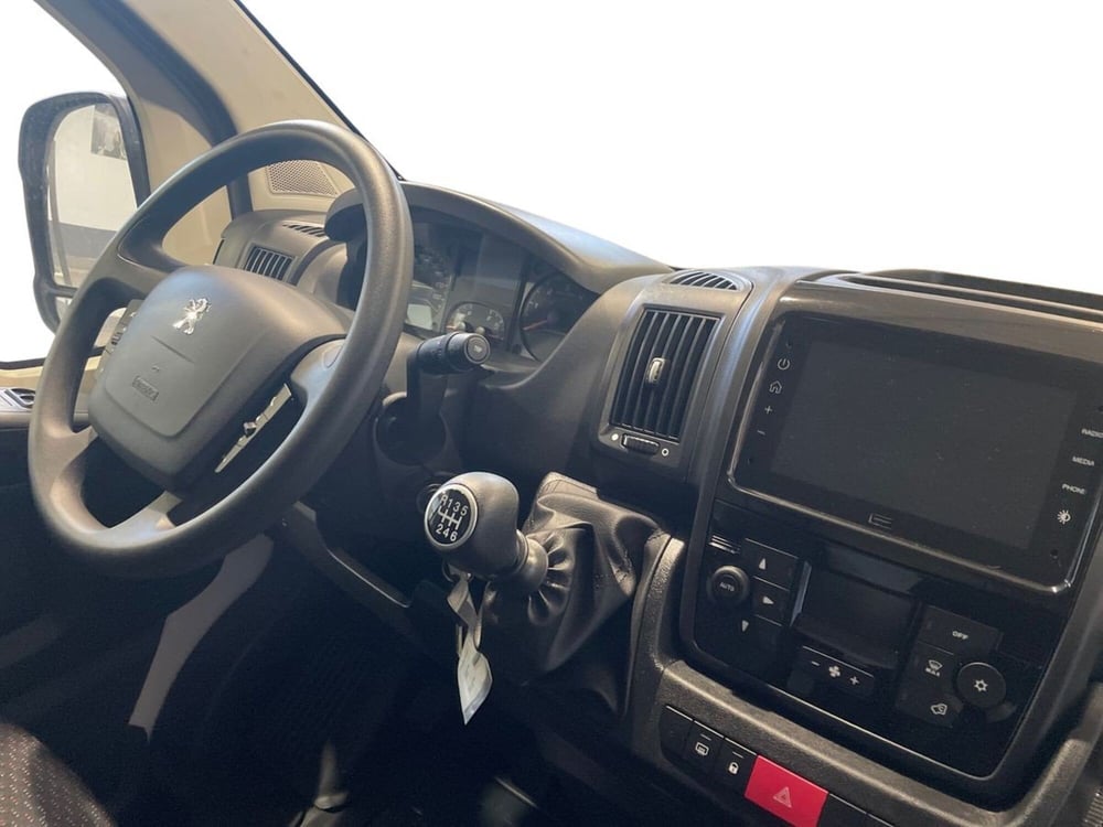 Peugeot Boxer Furgone nuova a Salerno (10)