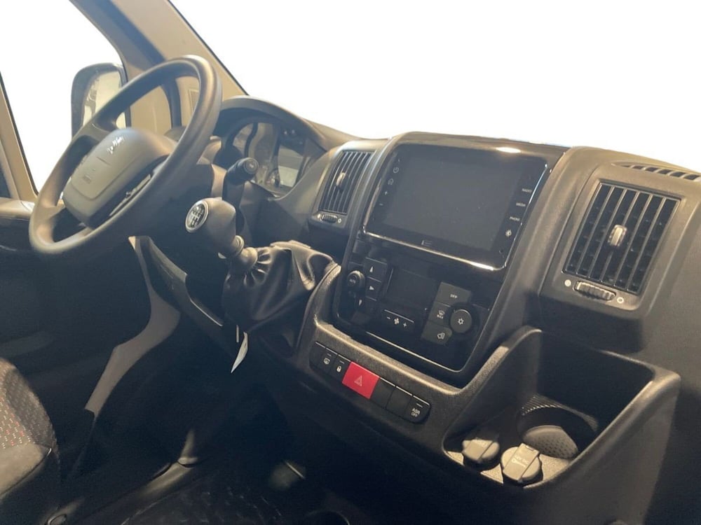 Peugeot Boxer Furgone nuova a Salerno (11)