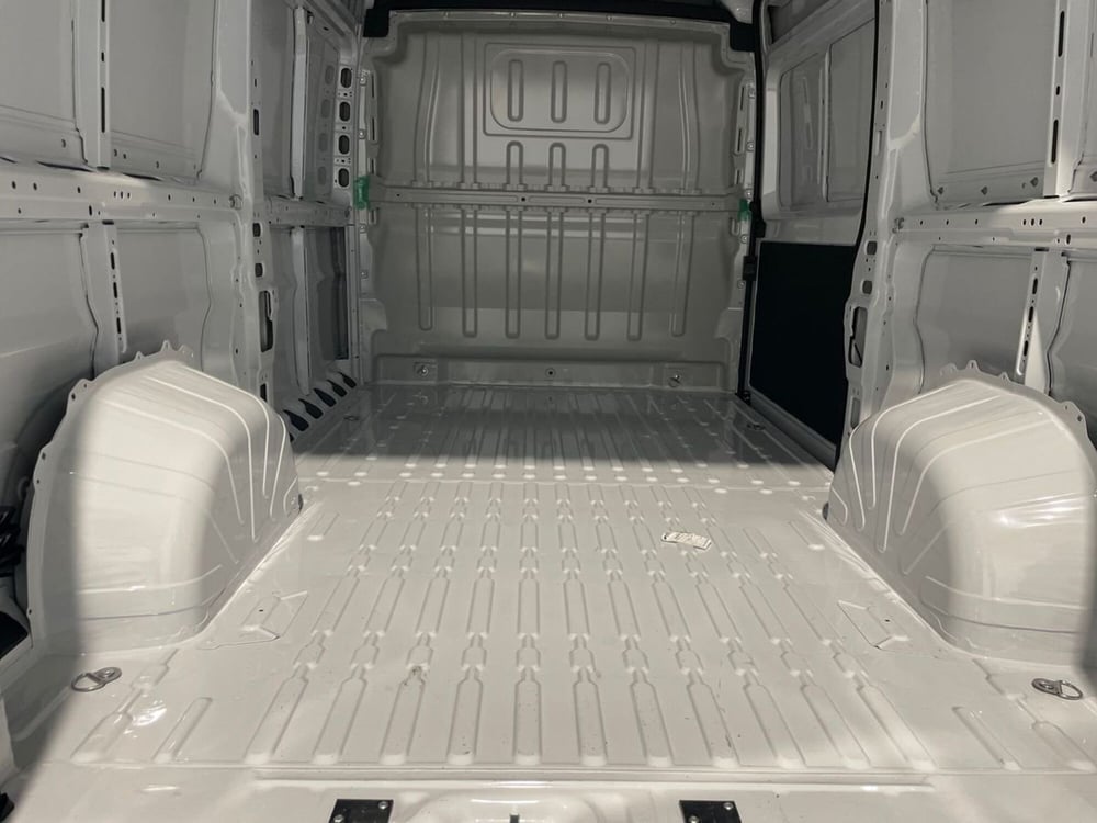 Peugeot Boxer Furgone nuova a Salerno (14)