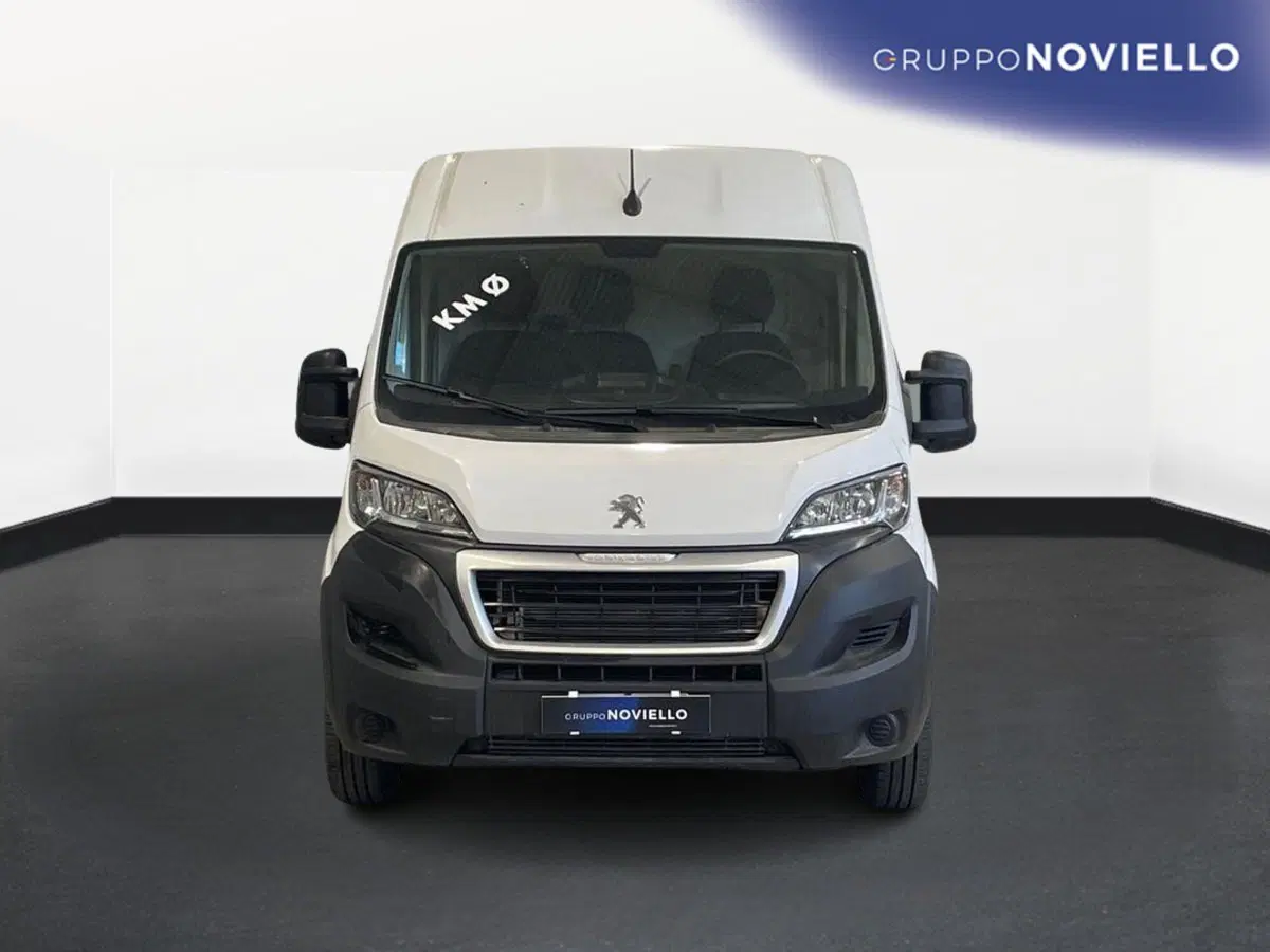 Peugeot Boxer Furgone nuova a Salerno (2)
