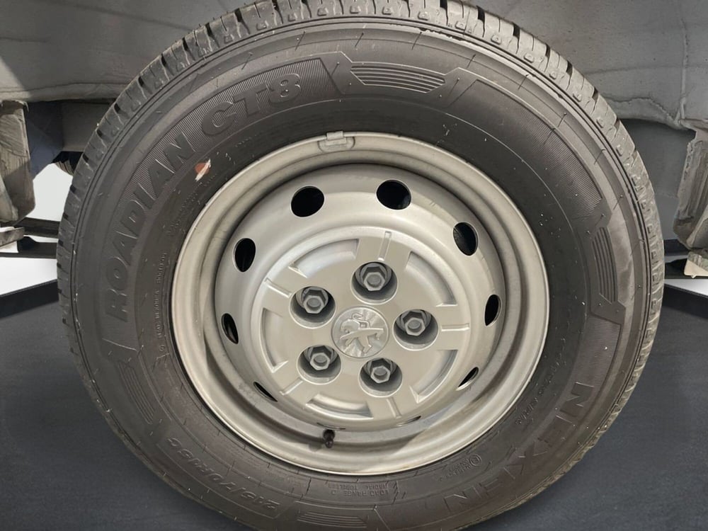 Peugeot Boxer Furgone nuova a Salerno (8)