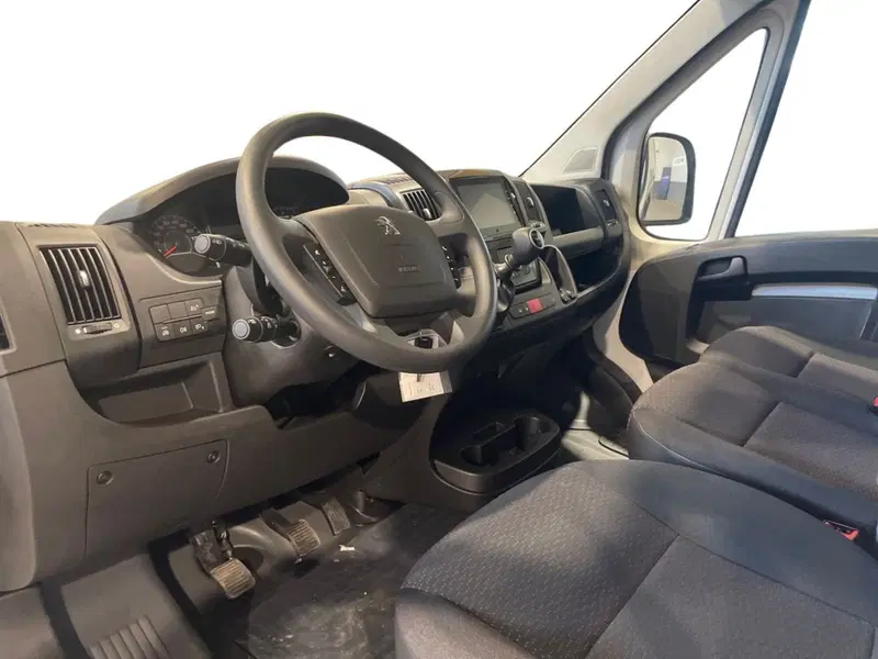Peugeot Boxer Furgone nuova a Salerno (9)