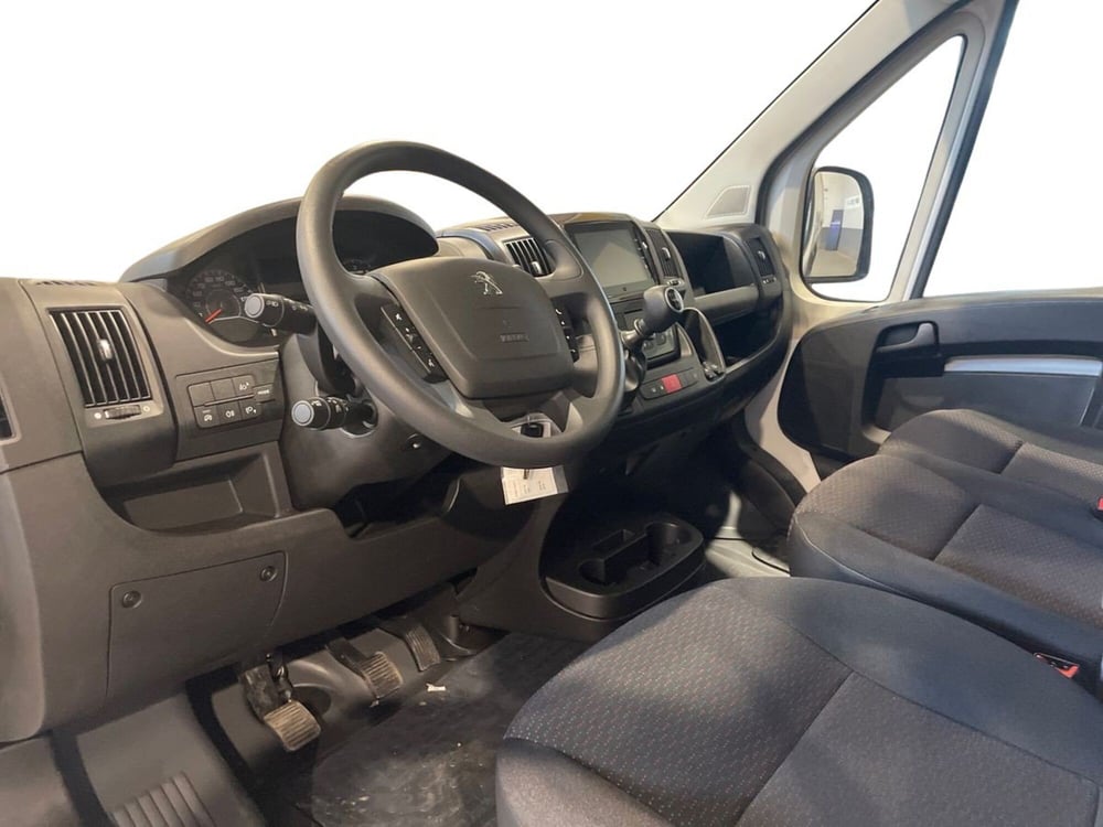 Peugeot Boxer Furgone nuova a Salerno (9)