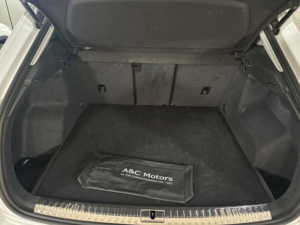 Audi Q3 Sportback usata a Napoli (18)