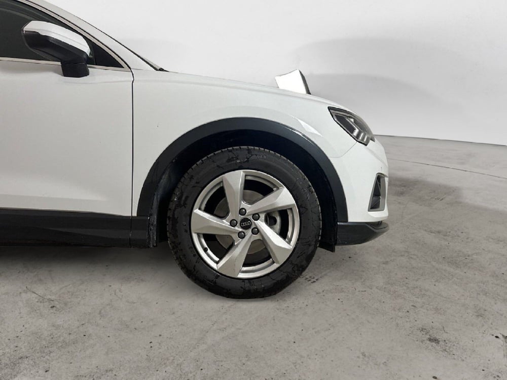 Audi Q3 Sportback usata a Napoli (19)