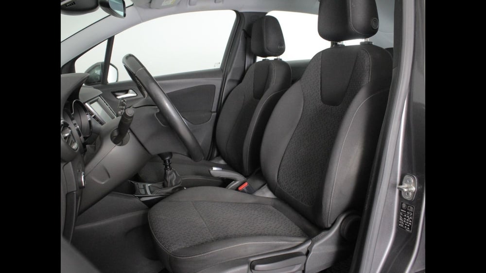 Opel Crossland usata a Palermo (11)
