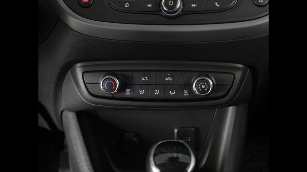 Opel Crossland usata a Palermo (18)