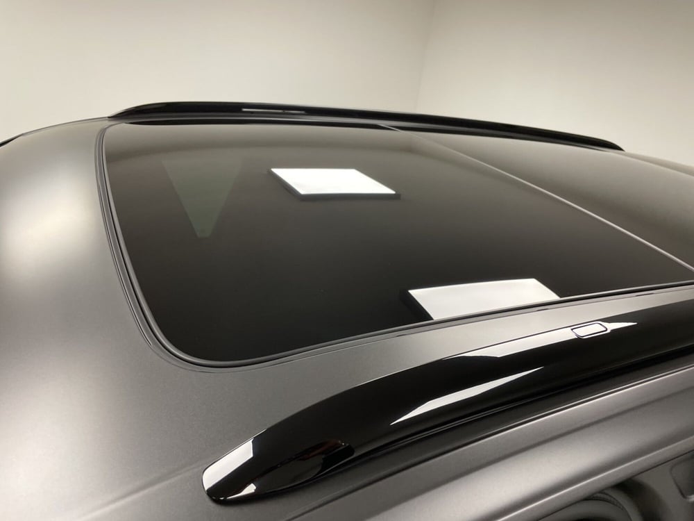 Volkswagen Touareg nuova a Varese (11)